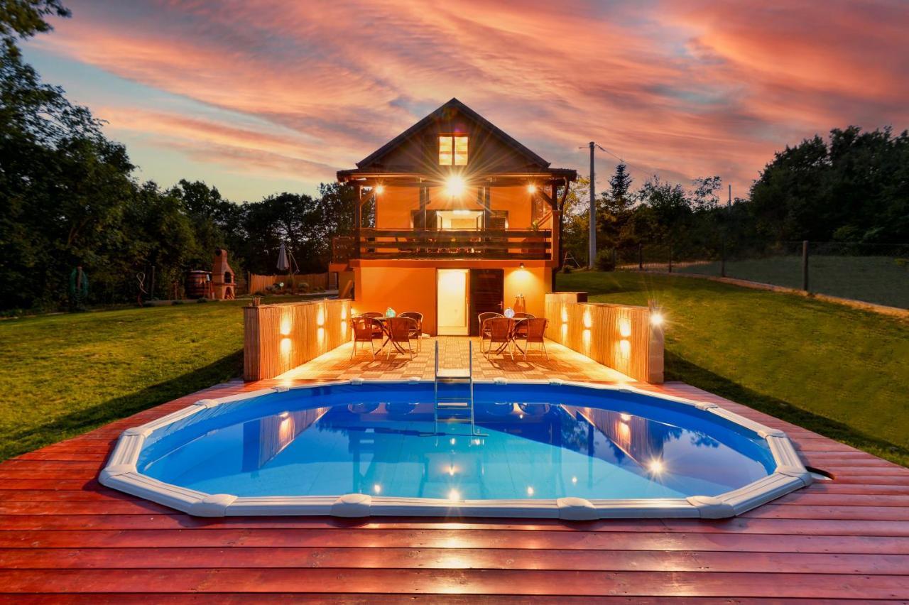 Jungle House With Private Pool And Hot Tub Villa Sveti Ivan Zelina Exterior photo